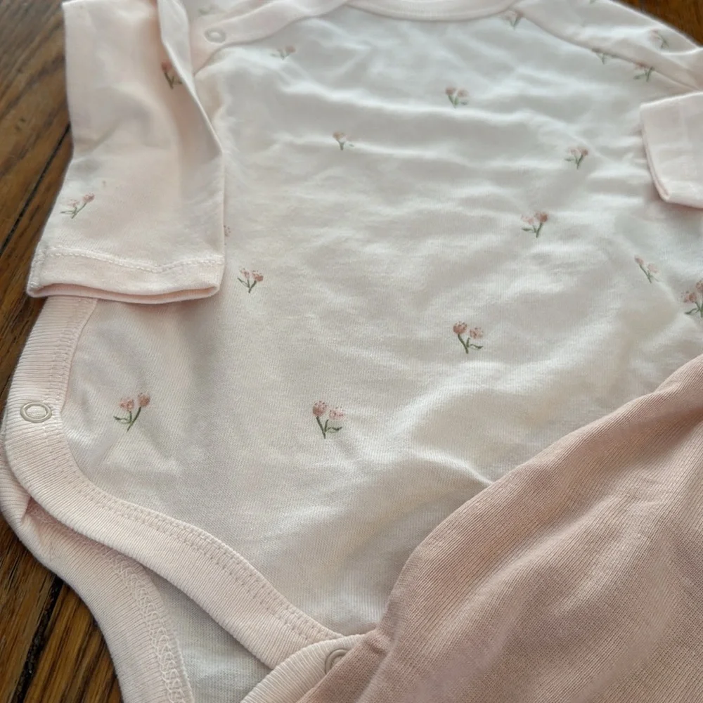 NWT Burts Bees Baby girl organic footed pajama and kimono footed pant set 0/3 - Picture 3 of 4